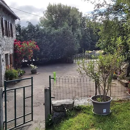 Maison Individuelle Au Calme Sur L'aubrac