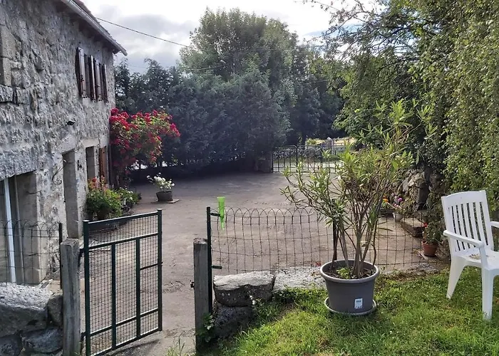 Maison Individuelle Au Calme Sur L'aubrac